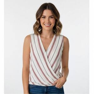 Kut from the Kloth Becky Surplice Woven Top Size Large